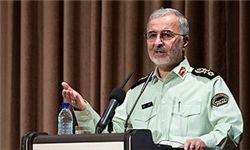  سردار مومنی:‌ هیچ جای دنیا مسؤولیت کنترل التهابات بازار ارز و سکه بر عهده پلیس نیست