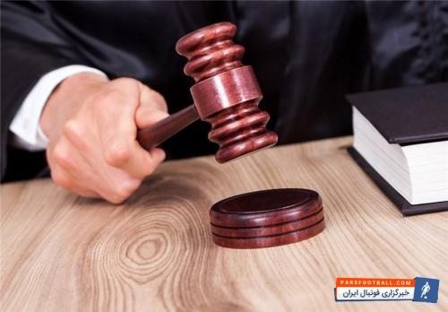 تیرخلاص فدراسیون فوتبال به استقلال و شفر:محرومیت سه بازیکن جنجالی استقلال تا نیم فصل اول لیگ هجدهم/کمیته انظباتی استقلال را نقره داغ کرد