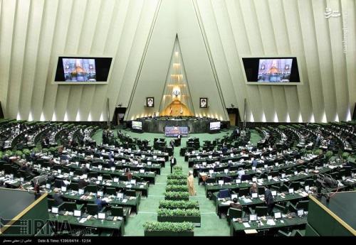 جمع آوری امضا برای استیضاح وزیر صنعت آغاز شده است