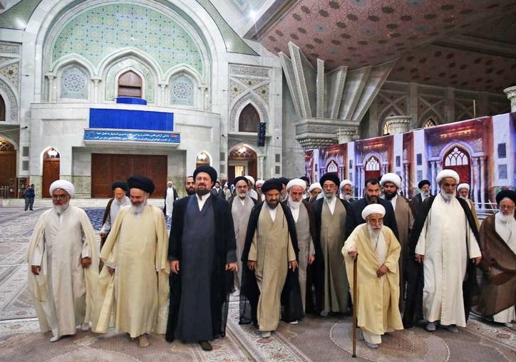 نمایندگان مجلس خبرگان در حرم امام راحل(ره)