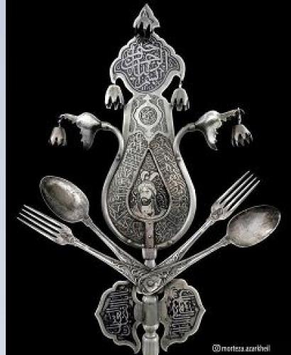 توهین طراح جلد همشهری جوان به مقدسات و امام حسین (ع) 