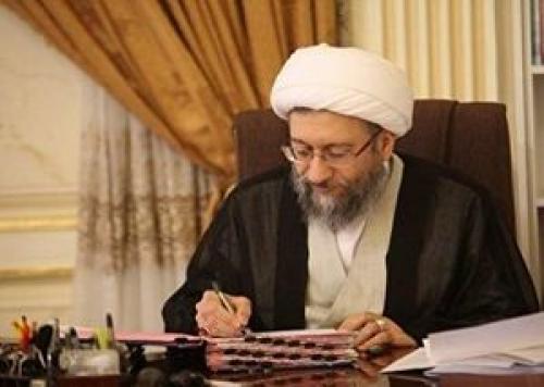دستور آملی لاریجانی برای رسیدگی سریع به پرونده حادثه تصادف اتوبوس با تانکر سوخت