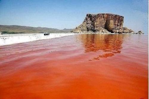  حال و روز دریاچه ارومیه خوب نیست 