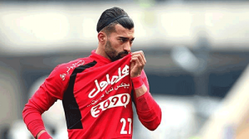 بمب خبری دنیای فوتبال ایران منتشرشد: یاغی پرسپولیس به استقلال می پیوندد!/ستاره جنجالی سرخ پوشان در چند قدمی ابی پوش شدن/فوری