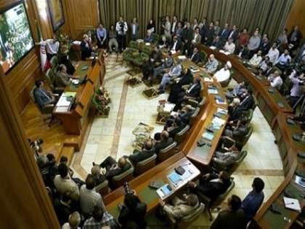 14ماه از فعالیت پنجمین دوره از شورای شهر تهران گذشت؛/ناامیدی مردم تهران از لیست امید شورای شهر