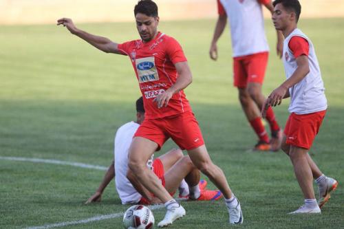 سوپرایز خبری پرسپولیس منتشرشد:بازگشت ستاره خارجی سرخ پوشان به پرسپولیس/چرراغ سبز ستاره خارجی به برانکو و کادرفنی