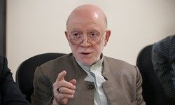 کاظمی: سپاهان را یک قدم به جام نزدیک کردند