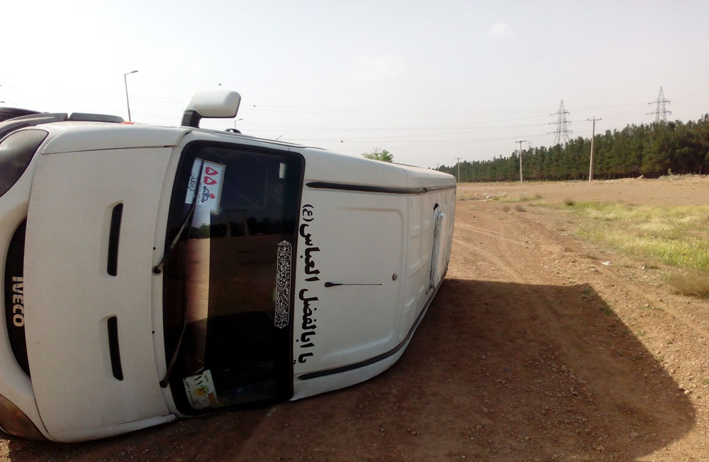  خودرو حامل ۶ زائر ایرانی در بصره واژگون شد