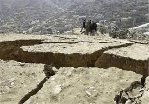  خطر رانش زمین و سقوط سنگ در جاده چالوس