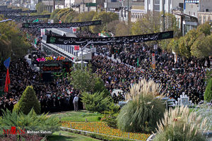  ارائه خدمات امدادی به زائران امام رضا(ع)