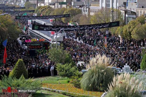  ارائه خدمات امدادی به زائران امام رضا(ع)