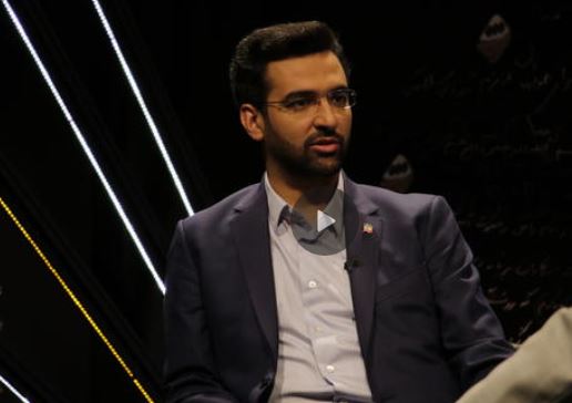  فیلم/ انگلیسی صحبت کردن آذری جهرمی