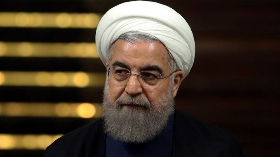  آقای روحانی، شما رئیس دولت هستید؛ نه منتقد آن!/ دولت 210 مدیر بازنشسته دارد، چند جوان جای آنها می‌آیند؟