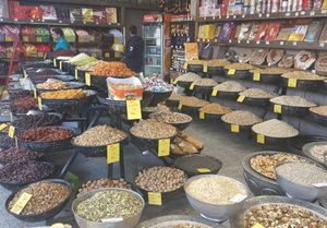  گرانی سرسام آور، آجیل فروشان را بیکار کرد
