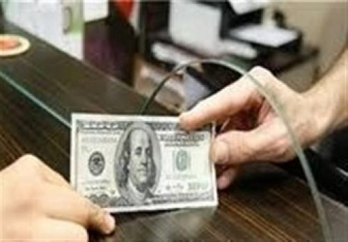 خرید دلار در بانک ها در 28 آبان 97 
