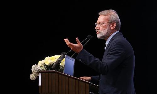  لاریجانی: از اشتباه سعودی‌ها و اماراتی‌ها در حمایت از صهیونیست‌ها و آمریکا نمی‌گذریم 