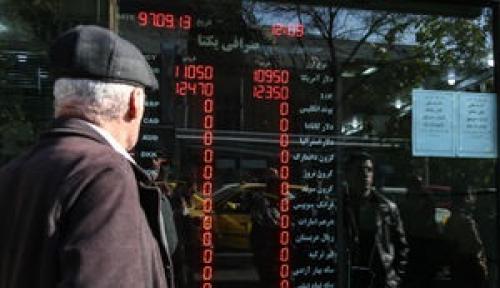 قوامی: قیمت دلار را دولت تعمداً بالا برد