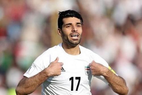 بمب نقل و انتقالاتی پرسپولیس لو رفت:پیشنهاد ۱۲ میلیاردی سرخپوشان به یاغی سرخ پوش/ستارگان تیم ملی درچند قدمی پرسپولیس
