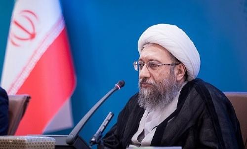  دستور آملی‌لاریجانی به دادستان‌ها برای برخورد با گران‌فروشی/ با دلار گران و ارزان، گران‌فروشی می‌کنند 