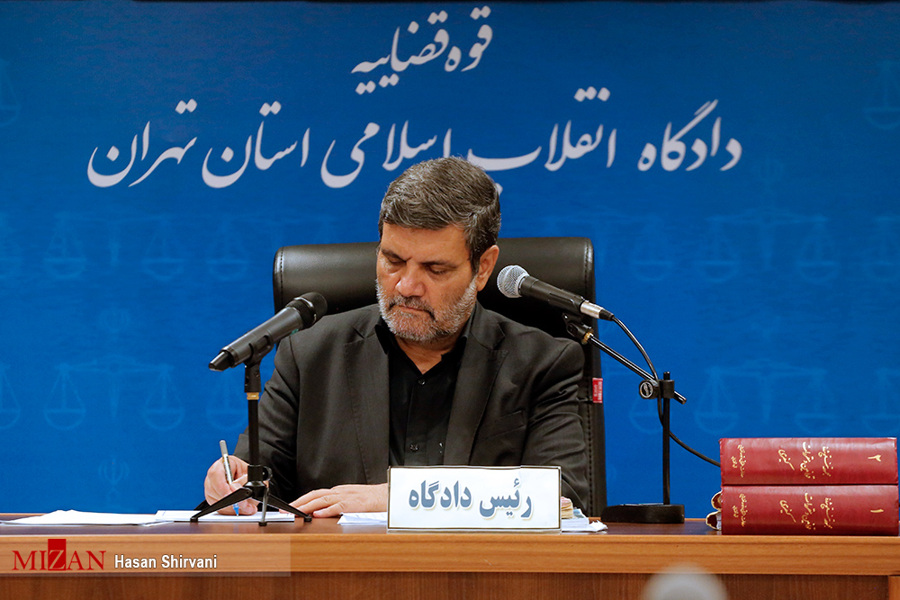 محاکمه معاون اجرایی وقت مدیریت شعب بانک تجارت استان کرمان/ صدور ۶۹۱ چک بین بانکی بدون پشتوانه/ سه شیوه متهم برای صدور، تنظیم و امضای ضمانت‌نامه‌های صوری و جعلی 