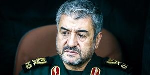 سرلشکر جعفری:آمریکا دیگر جرأت بیان گزینه نظامی علیه ایران را ندارد