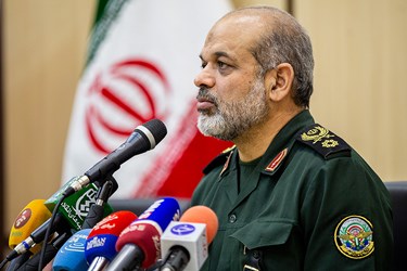 سی و هفتمین نشست شنبه‌های انقلاب