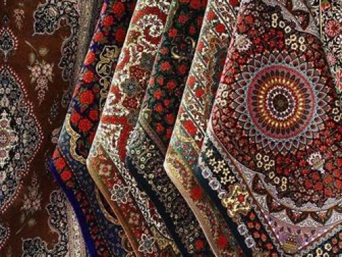 دیگر دنیا شناخت خوبی از فرش کرمان ندارد 