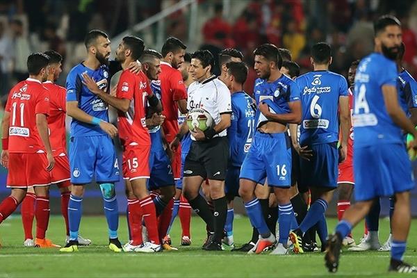 اتش بازی شفر در اردوگاه پرسپولیس:ستاره پرسپولیس استقلالی می‌شود/مذاکرات شاه ماهی سرخ پوشان با شفر