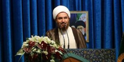 بیش از هر زمان دیگر به نمازجمعه باشکوه نیاز داریم/ علت حذف نرده‌ها در نمازجمعه تهران