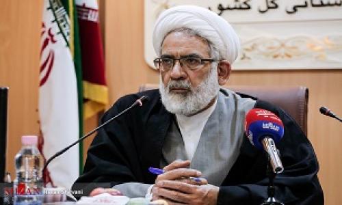 مدیریت فضای مجازی به معنای چشم پوشی از امکانات ارزشمند آن نیست