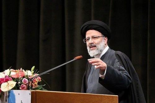 برخی دنبال تطهیر رژیم پهلوی هستند