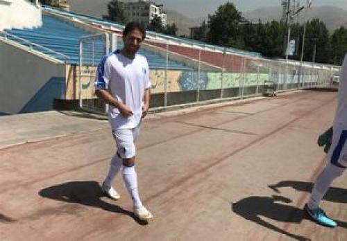 مهاجم استقلال جدا شد