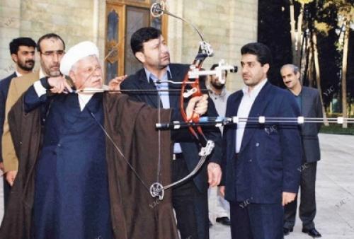 چه کسی دستور کاهش بودجه نظامی را صادر کرد؟