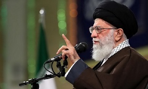 حرکت زشت وزیر خارجه‌ی فرانسه در جریان مذاکرات را همه یادشان هست؛ در بازی «پلیس بد و پلیس خوب» می‌گفتند او نقش «پلیس بد» را ایفا می‌کند؛ البتّه قطعاً با هماهنگی آمریکایی‌ها بود 