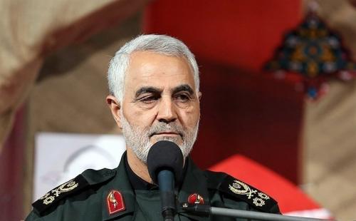  سرلشکر سلیمانی: انتقام خون شهدای سیستان و بلوچستان را می‌گیریم/ هدف آل سعود نابودی پاکستان است/از مزدوران در هر نقطه‌ای انتقام می‌گیریم 