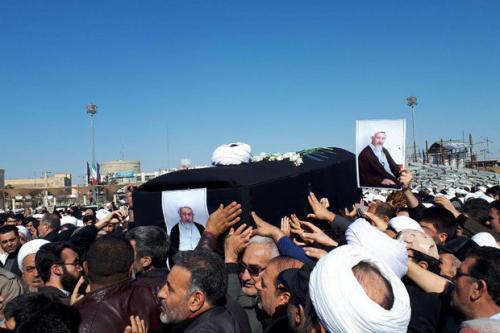 مراسم تشییع پیکر آیت‌الله مؤمن در قم برگزار شد