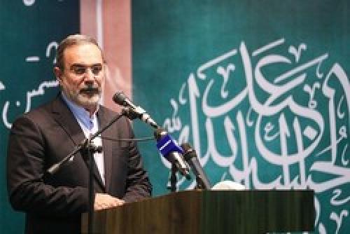 بازنگری کتب درسی در حال انجام است 