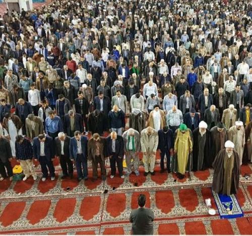 عکس/ یک اقدام خوب در نماز جمعه اهواز