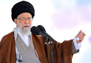 منظور رهبری از خطاهای انقلاب چیست؟