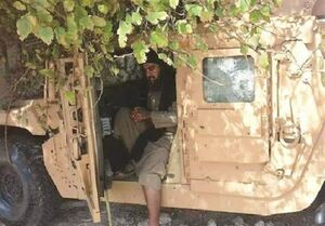 ابوبکر البغدادی در زره پوش آمریکایی/عکس