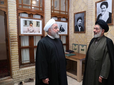 عکس/حضور روحانی در بیت تاریخی حضرت امام