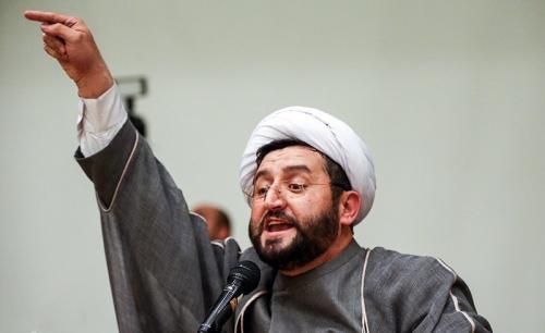 درگیری دبیرکل جبهه مردمی اصلاحات با نماینده وزارت کشور/ پادرمیانی کواکبیان هم جواب نداد/ ماجرایی حزبی که گفتند دزدیده شد! 