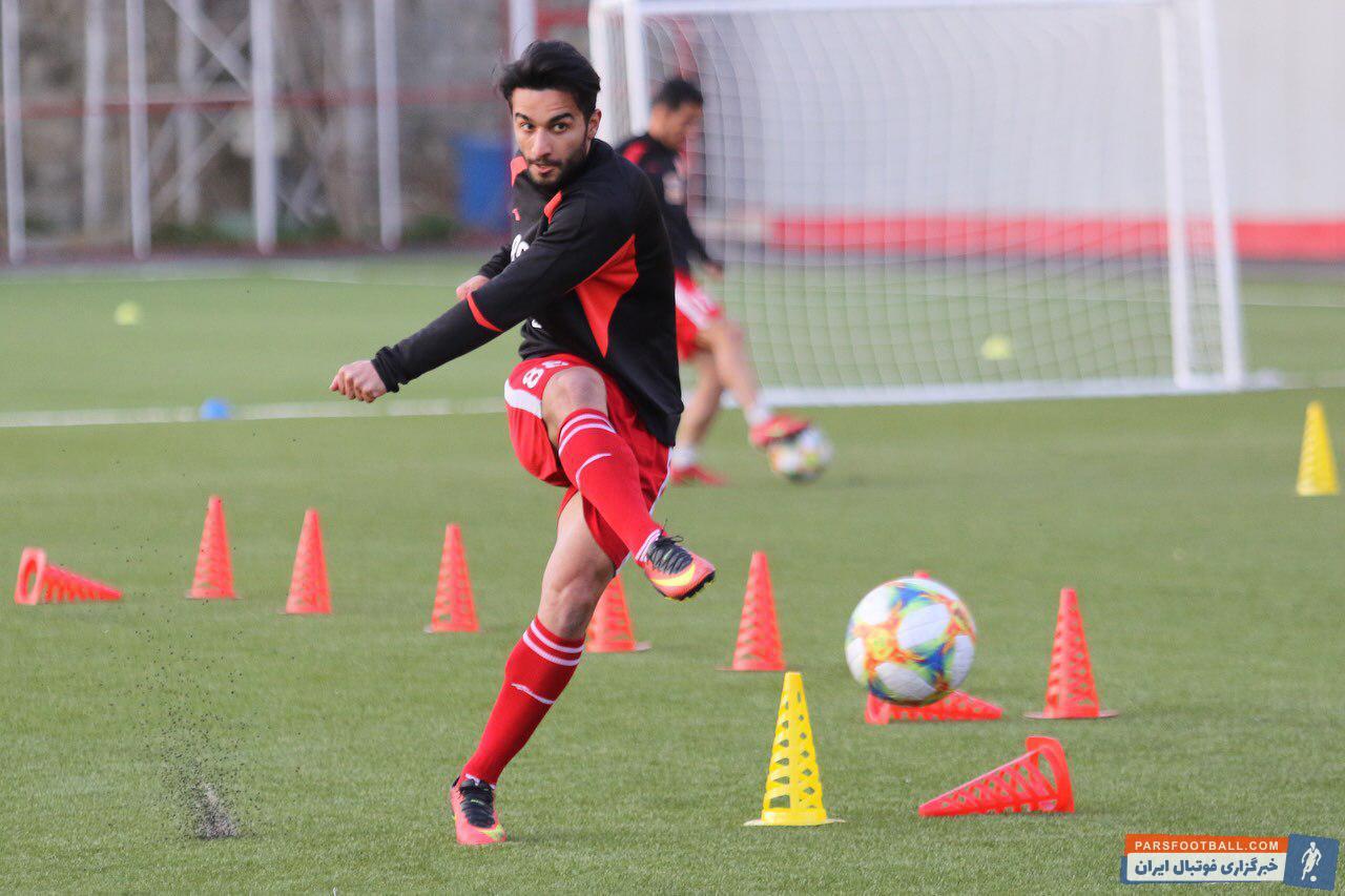 ستاره پرسپولیس نظر برانکو را تغییر می دهد/آقای ستاره نیمکت نشینی را دوست ندارد + عکس