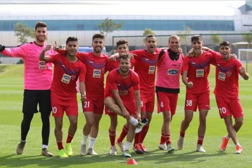سوپرایز جنجالی پرسپولیس برای دربی لورفت:بازگشت دو ستاره جنجالی پرسپولیس به تمرینات/ترکیب متفاون برانکو در تقابل شفر