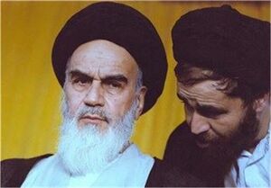  فیلم/ حضور حضرت امام در رای گیری 12فروردین