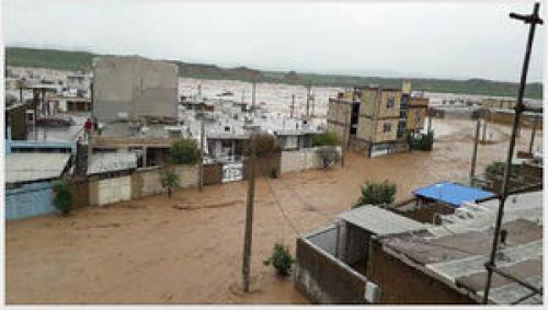  زمان نجات افراد محاصره در سیل پل‌دختر