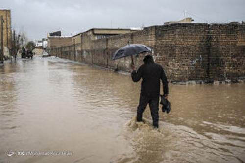  هدیه مقام معظم رهبری به سیل زدگان لرستان