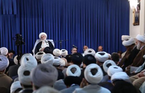 خدمات آیت الله رفسنجانی نباید فراموش شود