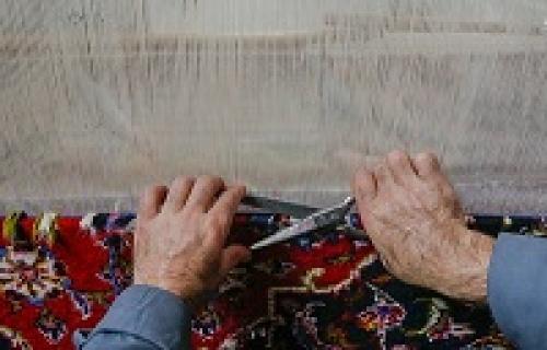 عکس/ قالی بافی در زندان!