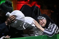 عکس/ وداع با پیکر شهید مدافع حرم رضا کریمی